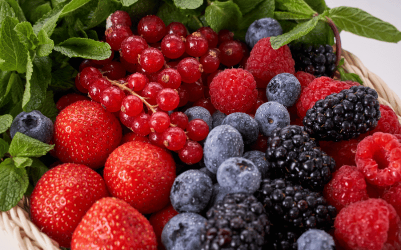 Berries Antioxidant-Rich Liver Boosters