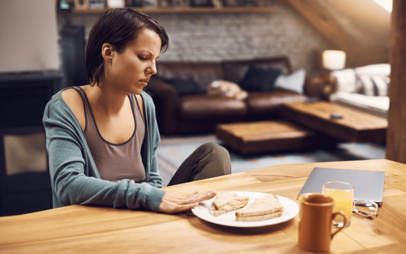 Loss of Appetite When Hunger Takes a Backseat